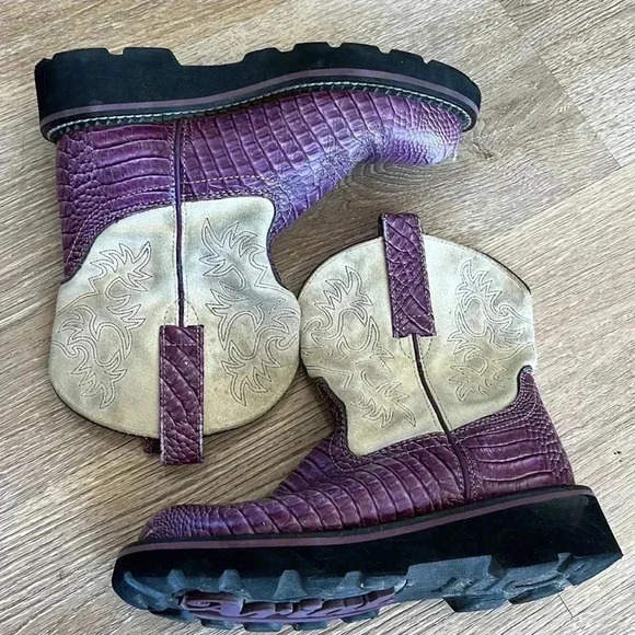 VTG. Ariat Fatbaby PURPLE /BONE CROCODILE PRINT Leather Mid Calf Boots Size 6.5 - Picture 4 of 16